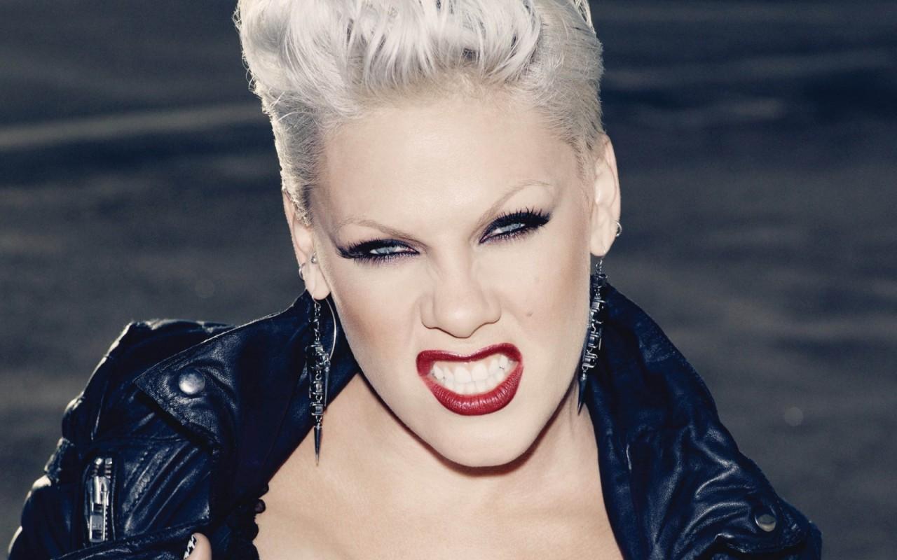 rock-music-singer-alecia-moore-wallpaper-pink-tattoos-desktop-photo-celebrity-1717685773.jpg