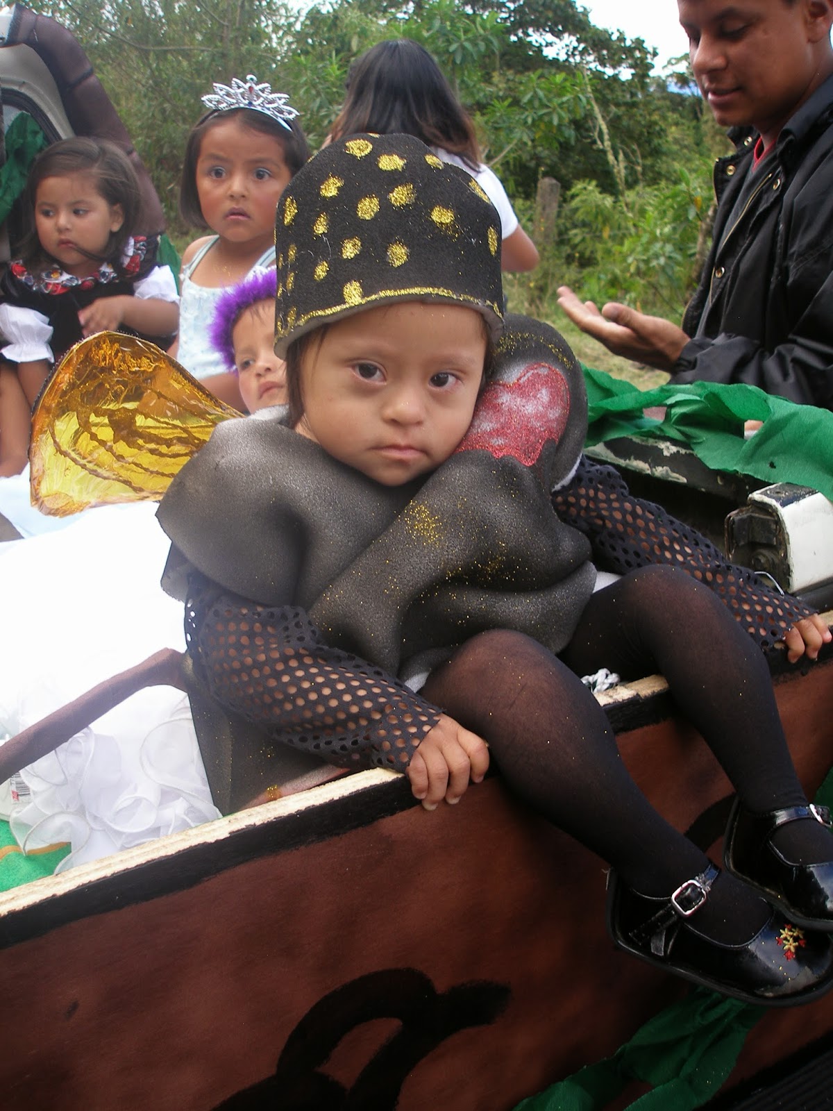 Ecuador Joannan silmin Ecuador in my eyes DIY Halloween Costume Ideas