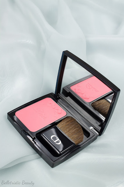 Dior Corail Bagatelle Diorblush in studio lighting Dior Corail Coral Bagatelle 763 Diorblush Trianon Edition Vibrant Color Powder Blush in studio lighting