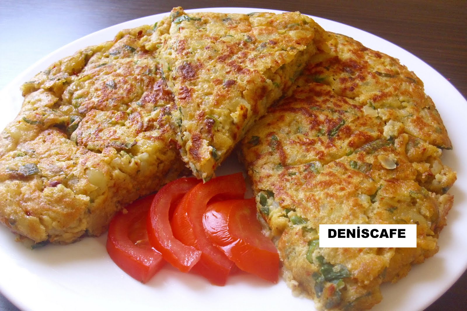 deniscafe PATATESLİ TAVA BÖREĞİ..