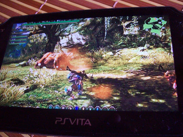 Monster+Hunter+PS+Vita.jpg