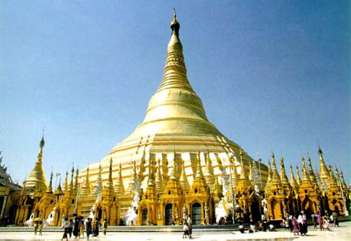 Shwedagon Pagoda in 1586,