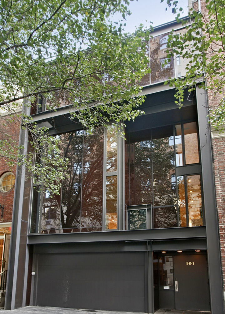 The Real Estalker Gunter Sach's Estate To Unload A Rare Paul Rudolph