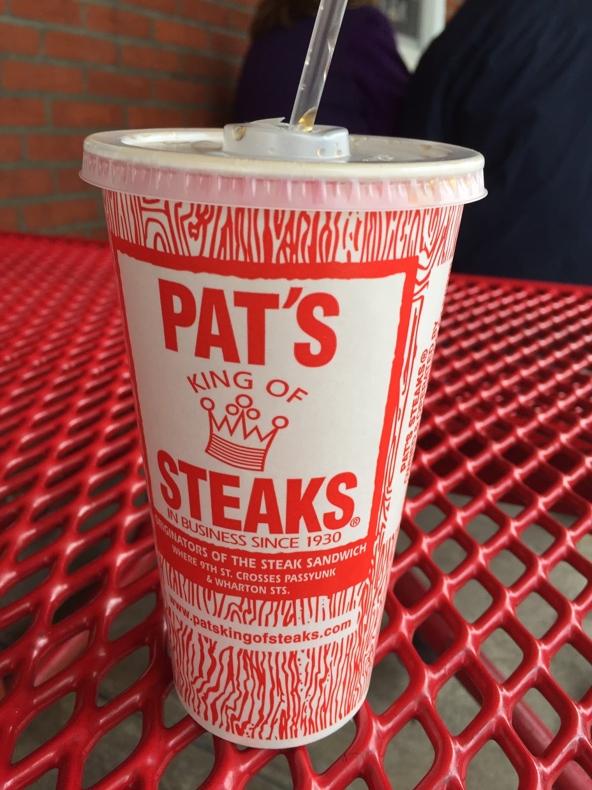 Cheesesteak From Pat's King Of Steaks / パッツ キングオブ ステーキのチーズステーキ I'm