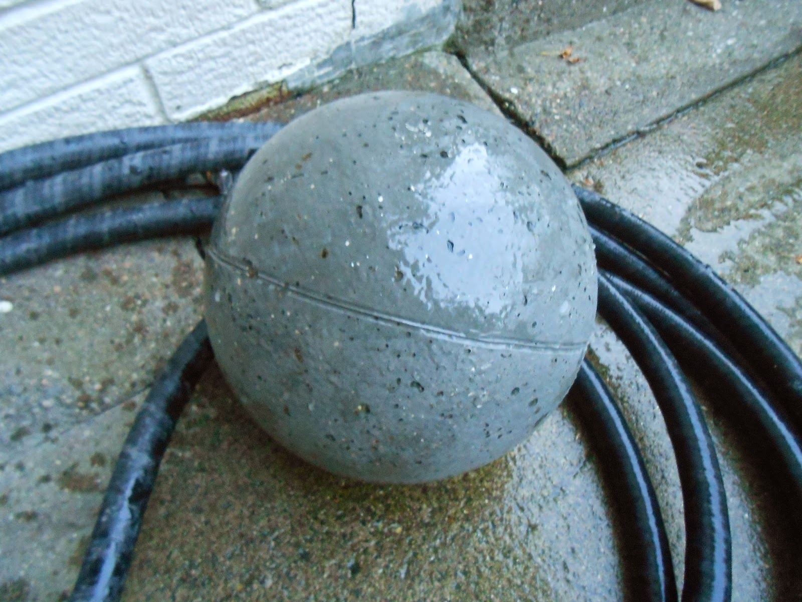 Sproutsandstuff Recycle a Flat Basketball to Create a Hypertufa Garden Orb