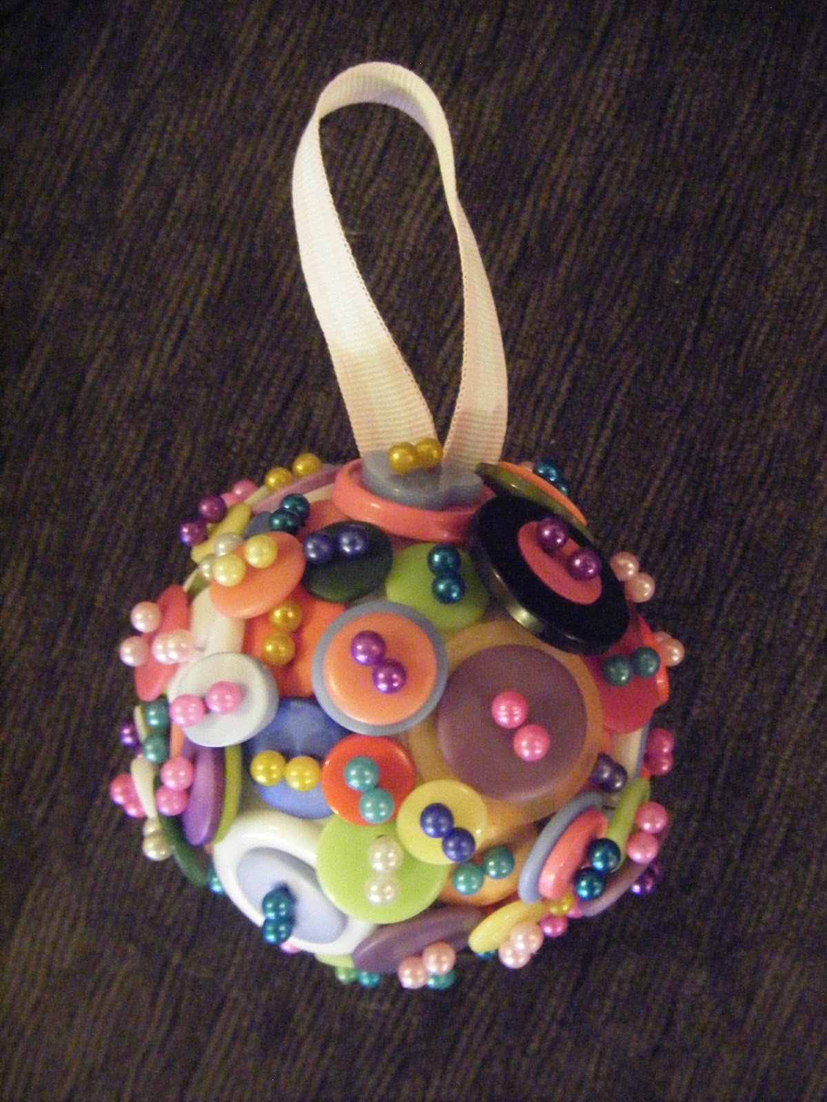 Top 38 Easy and Cheap DIY Christmas Crafts Kids Can Make ...
