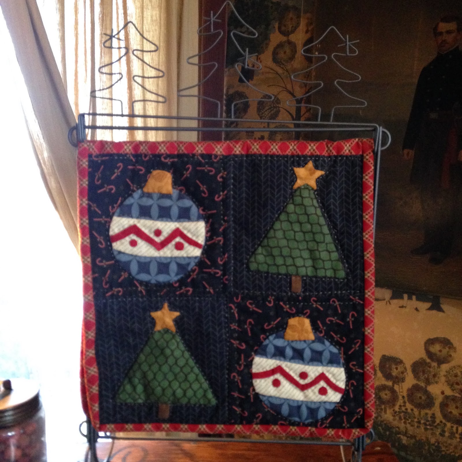 Jan Patek Quilts Its Beginning to Look...