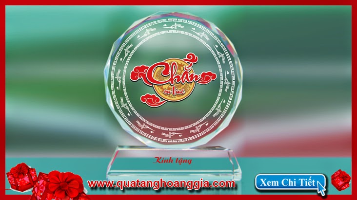 Với chiếc kỷ niệm chương bằng pha lê cao cấp long lanh và sắc sảo sẽ là một món quà dành tặng cho đối tác khách khàng đầy ý nghĩa