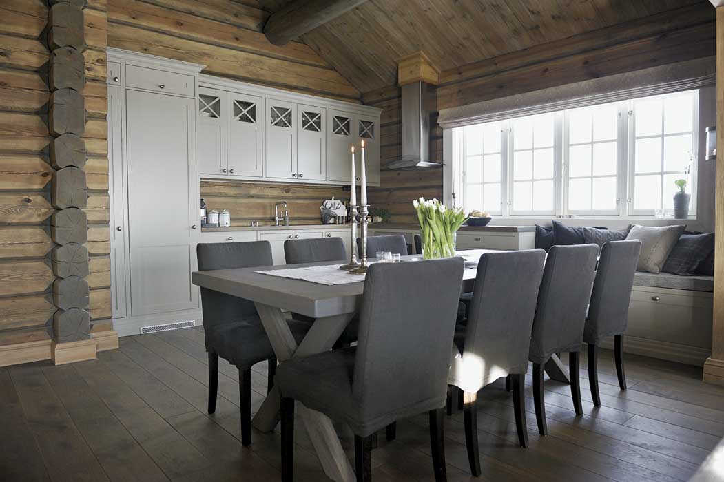 Decoración Fácil: UNA CABAÑA DE MADERA EN LA MONTAÑA