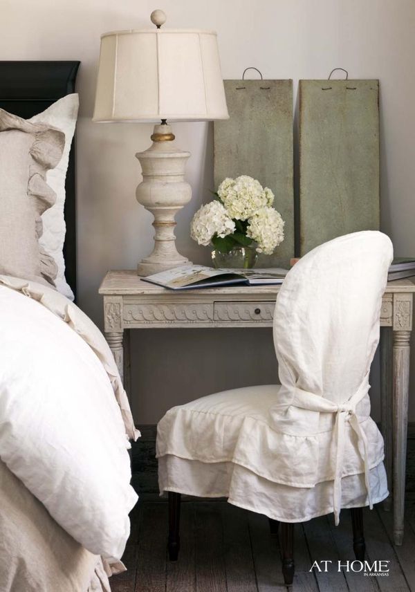 Details On the nightstands FRENCH COUNTRY COTTAGE