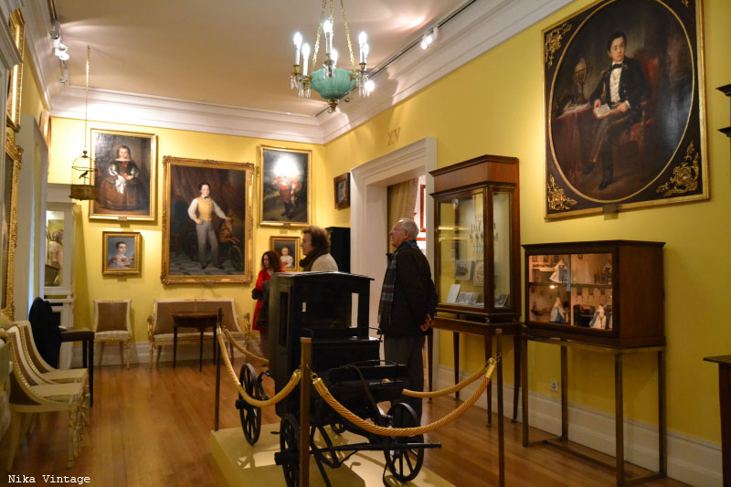 MUSEO DEL ROMANTICISMO - NIKA VINTAGE