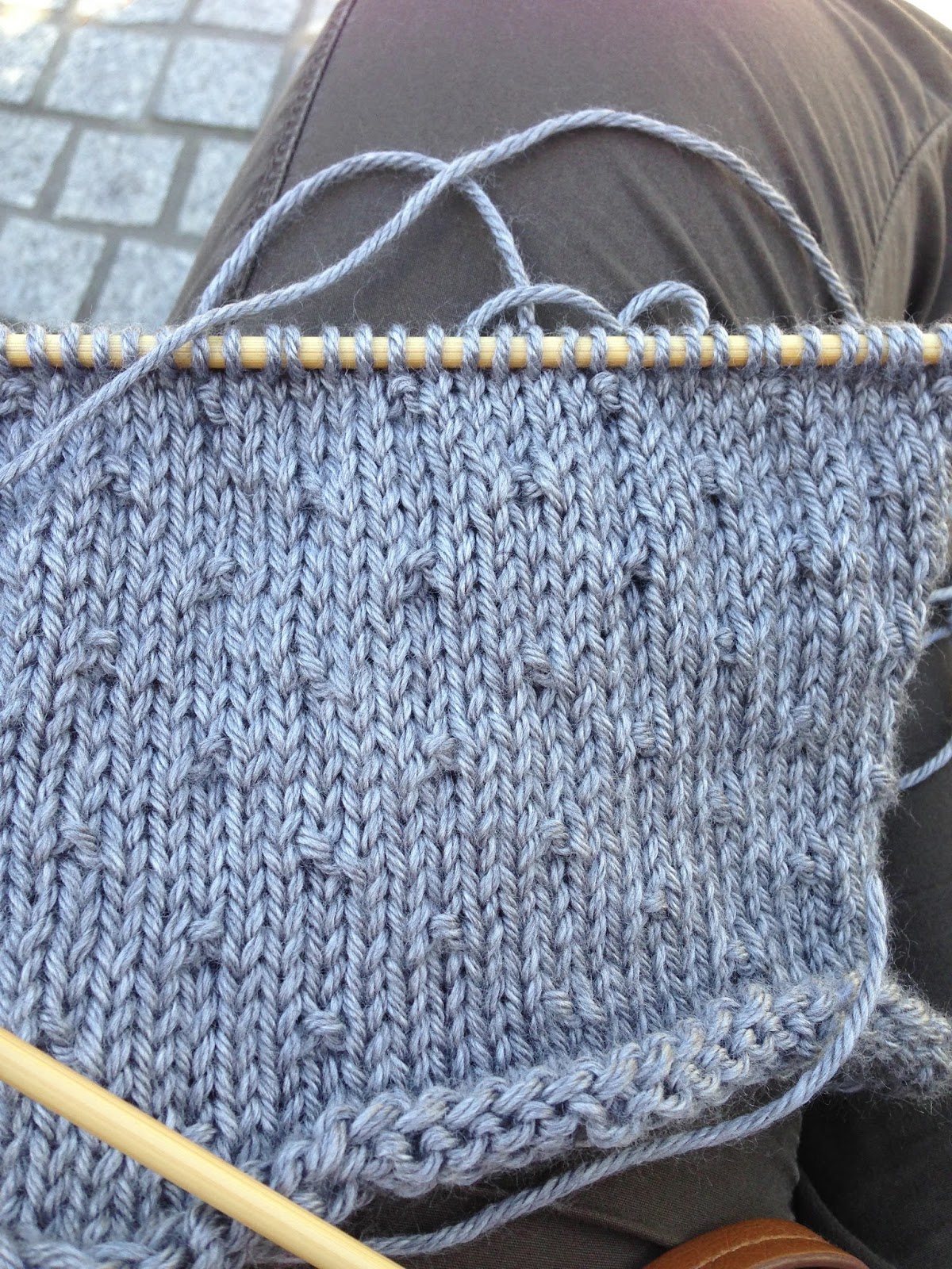 Working Yarns Tutorial Tuesday "Swiss Dot"