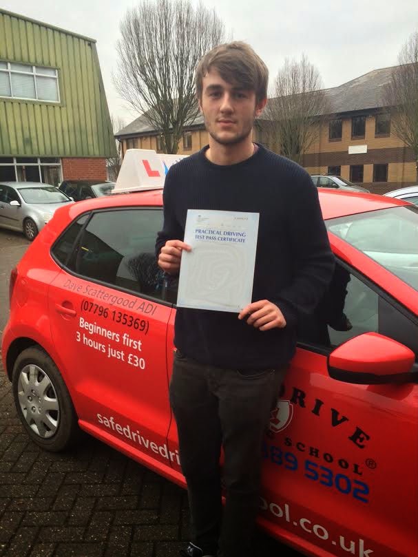 Safedrive Stars Driving lessons Chippenham, Driving instructor