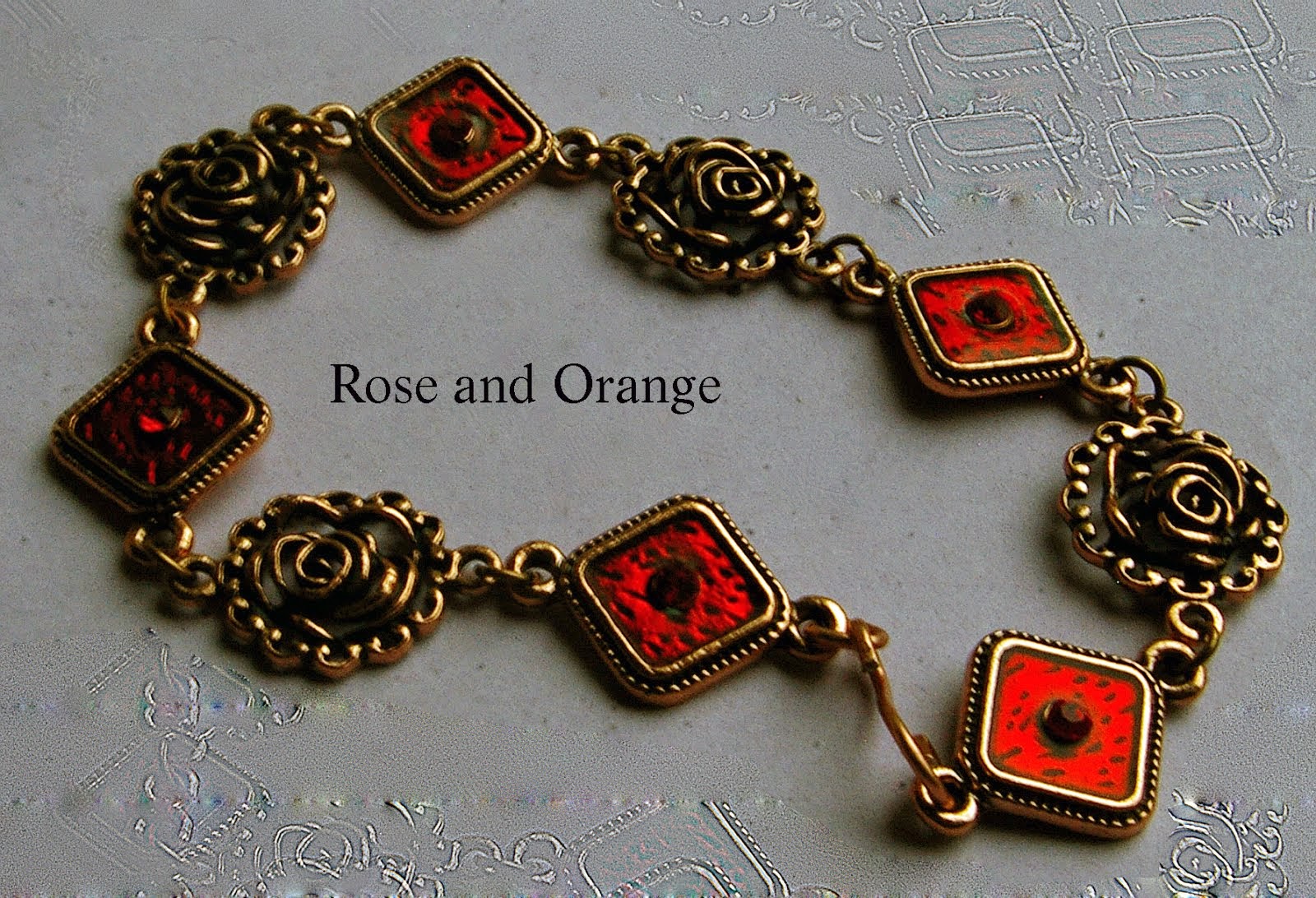 Rose vintage bracelet