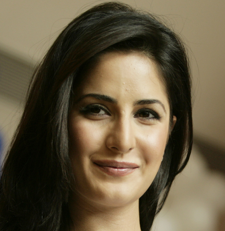 Hairstyle Photo Bollywood Actress Katrina Kaif Hairstyle Photo Gallery She made her film debut in 2003 with the drama boom, a box office bomb.