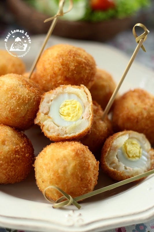 Nasi Lemak Lover Quail Egg Croquettes 鹌鹑蛋可乐饼