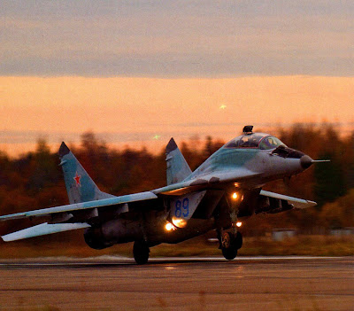 Посадка МиГ-29 УБ