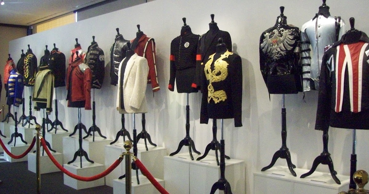The King Of Style: Dressing Michael Jackson