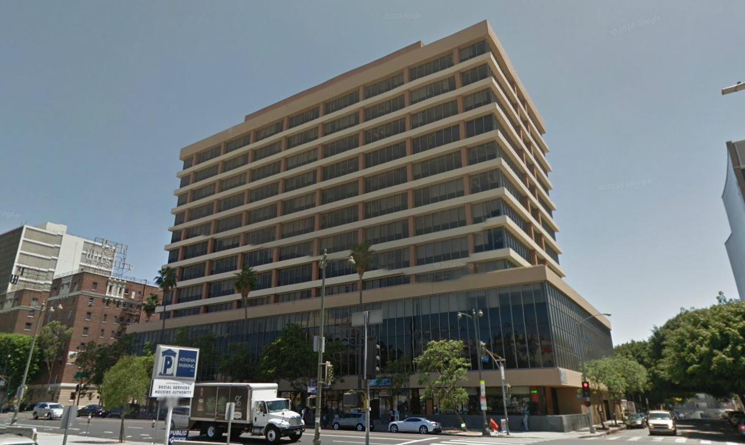 Building Los Angeles: Wilshire Office Towers Becoming Apartments
