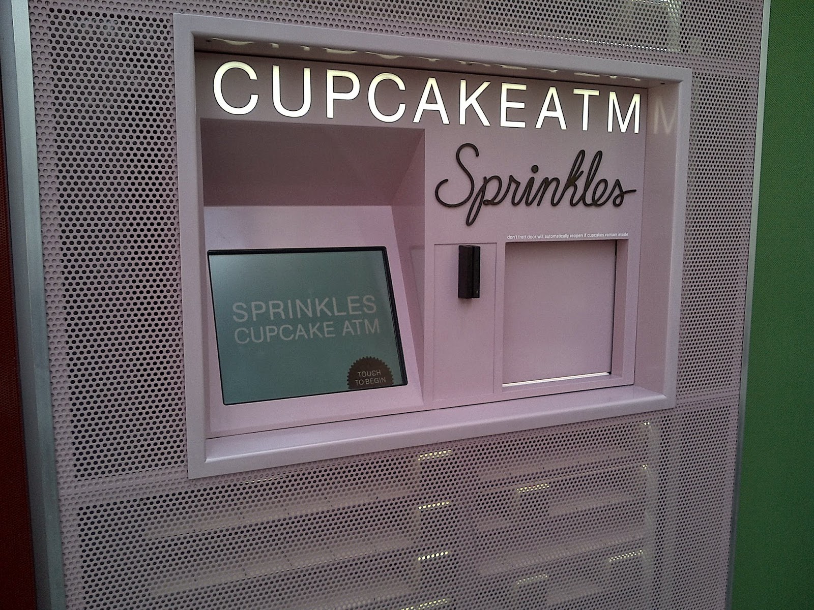 The Ham and Egger Files National Cupcake Week 2014 and a Cupcake ATM