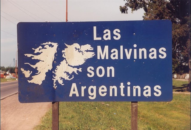 Óleo nas Malvinas em 2016