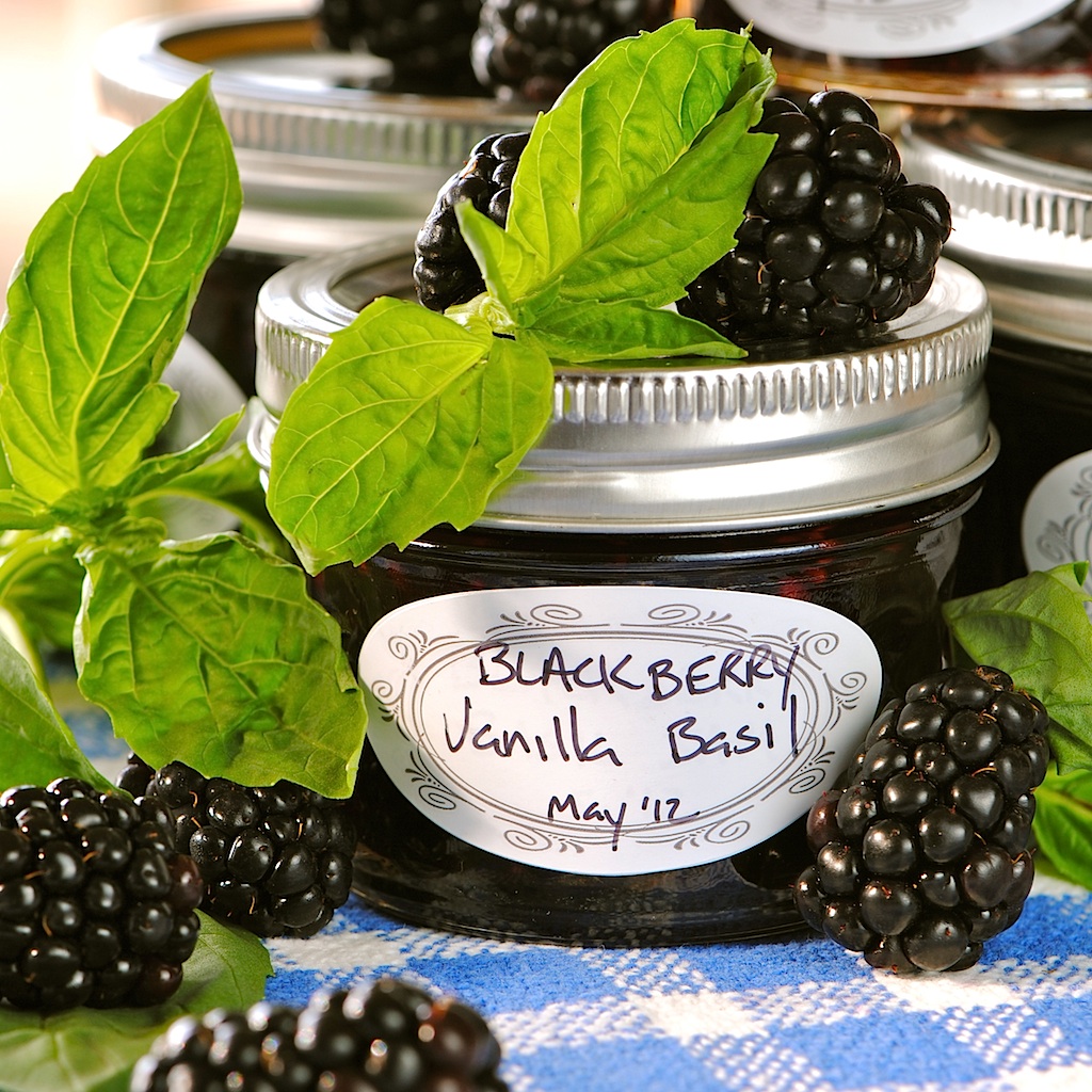 JULES FOOD... Blackberry Vanilla Basil Jam