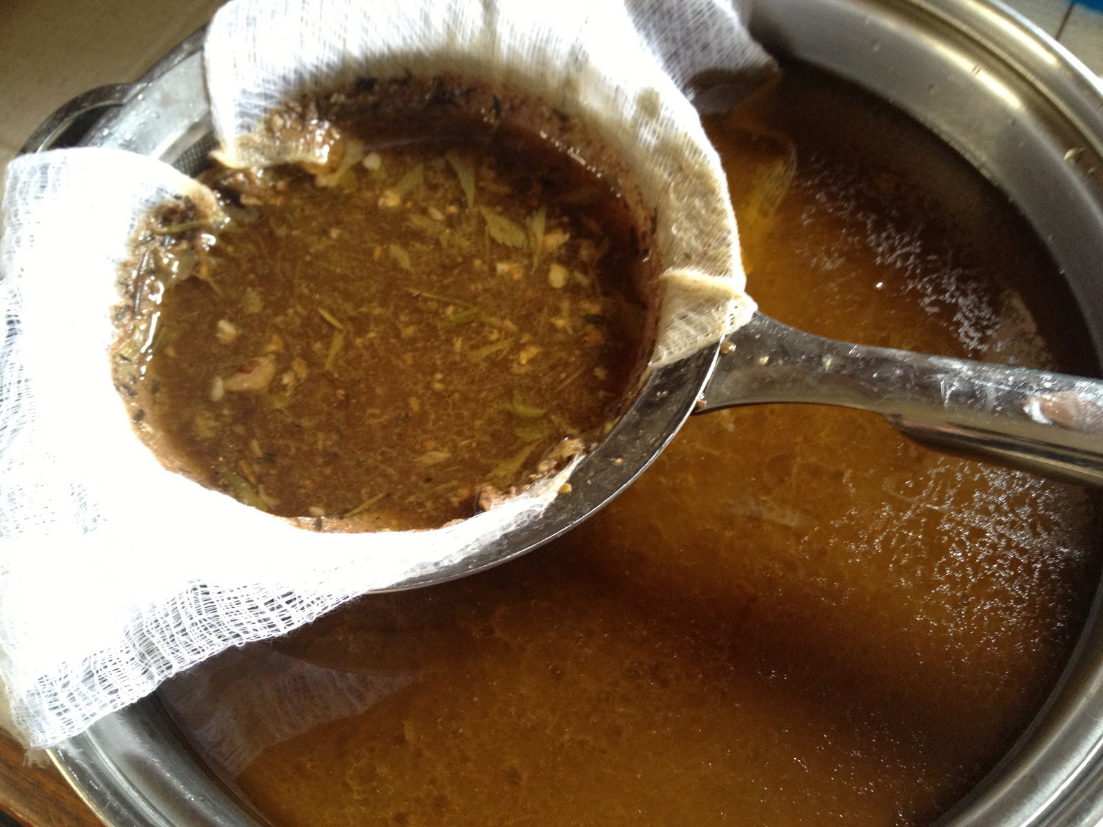 Homemade Beef Stock in a Crock Pot