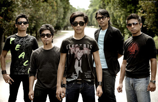 Meet Uncle Hussain | Mens tops, Mens tshirts, Mens sunglasses