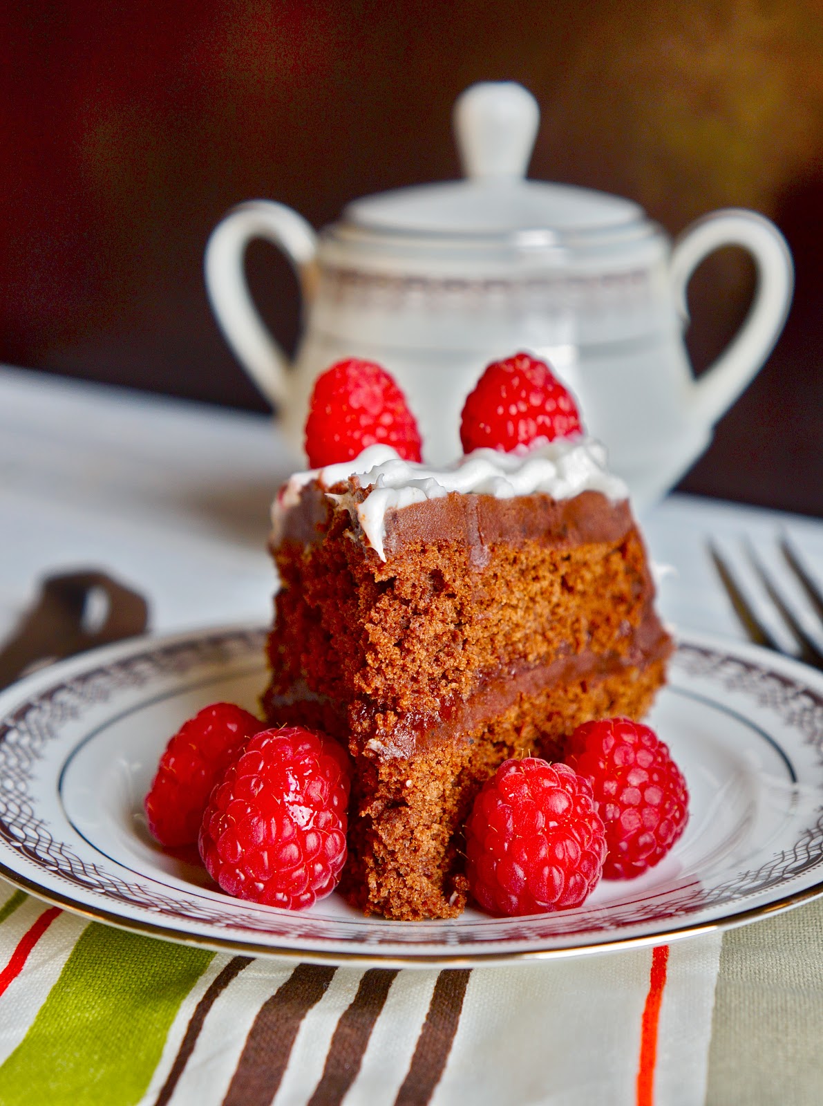 Chocolate fudge raspberry cake