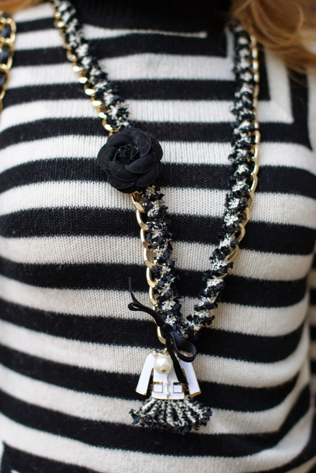 Chanel style maxi necklace, Fashion and Cookies, fashion blogger, fashion blog