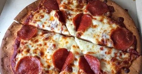 Gluten Free Philly: First Bite: Pizza Hut Gluten-Free Pizza