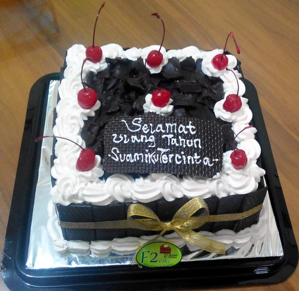 F2-CAKE, Bakul Kue Rumahan: Birthday Cake, Brownies
