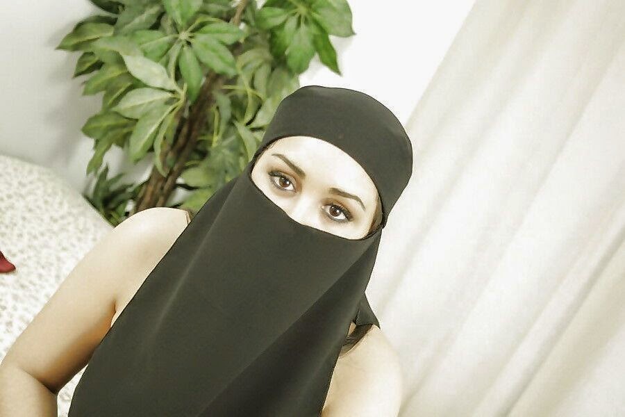Latex hijab face mask xxx pic