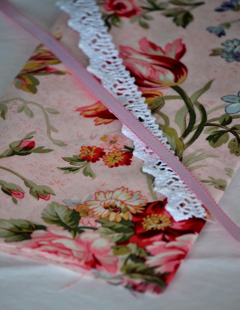 Beautiful Girlhood How to Make Pretty Fabric Covered Tins