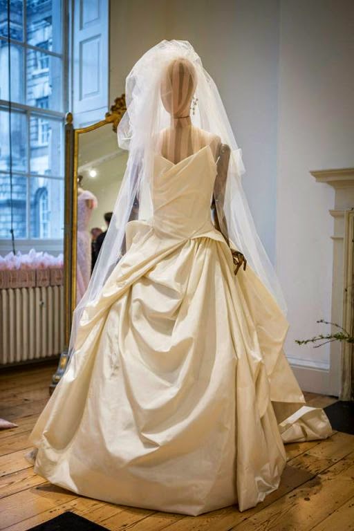 Photo extraite de la page facebook Vivienne Westwood Photo extraite de la page facebook Vivienne Westwood