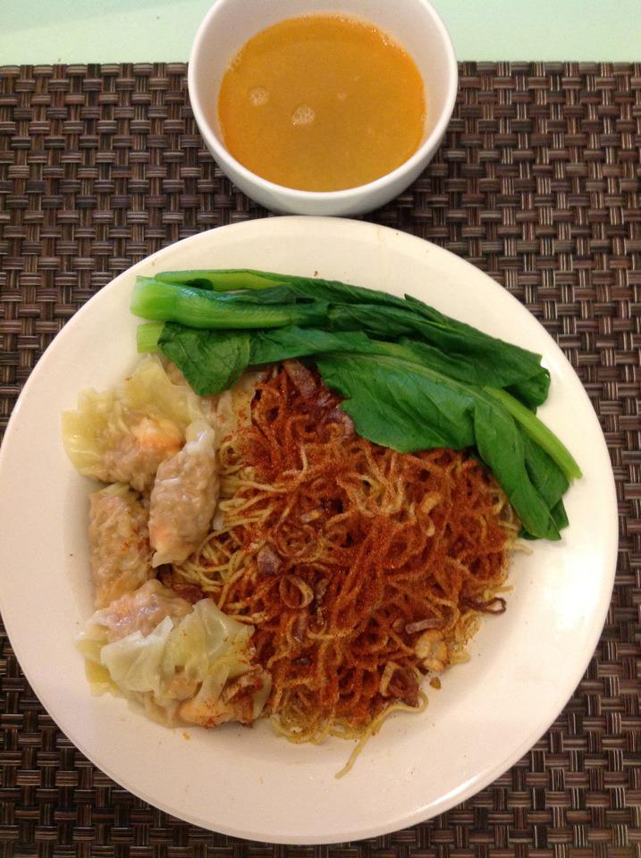 Food Maestro Wonton noodles topped with Dried Shrimp Roe