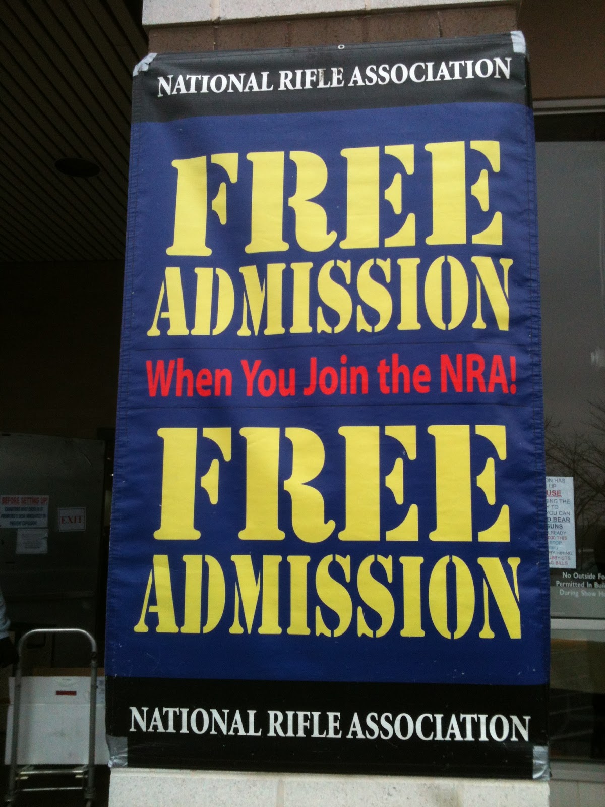 Dulles Gun Show - 4bkaadp