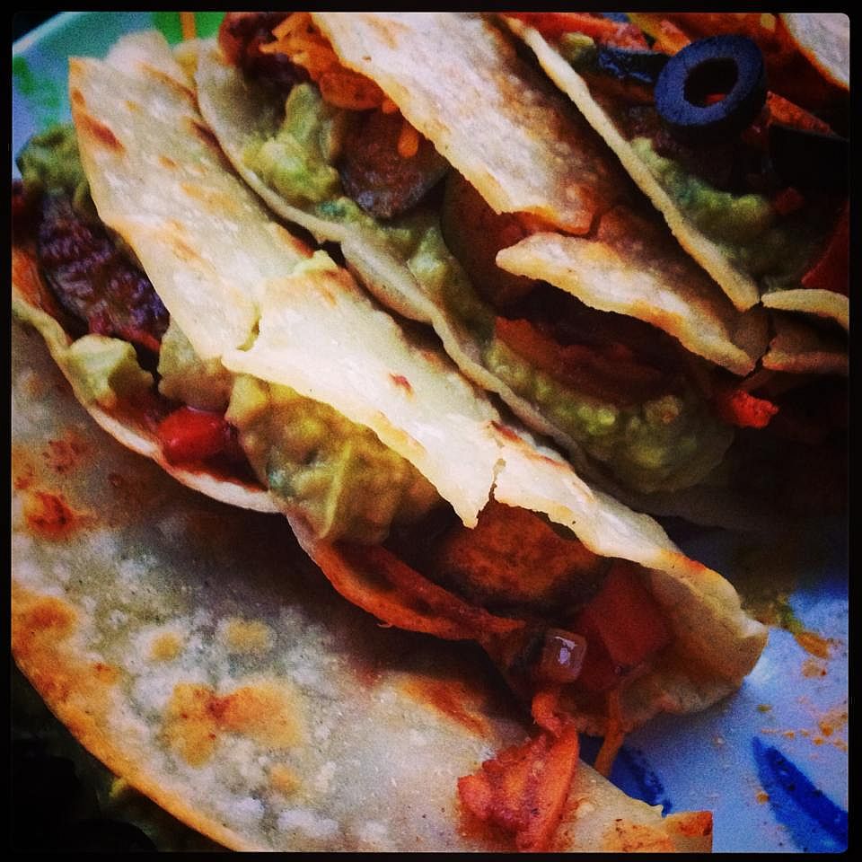 TOFU MOM . . . and gravy!: Spicy Grilled Veggie Tacos