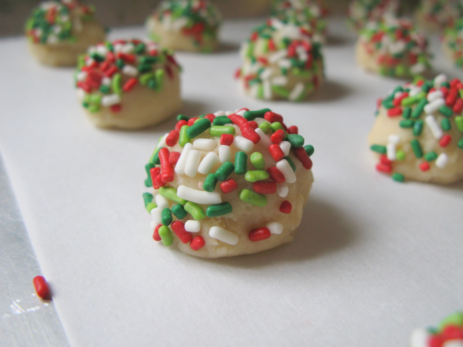 The BakeOff Flunkie Drop Sugar Cookies with Sprinkles