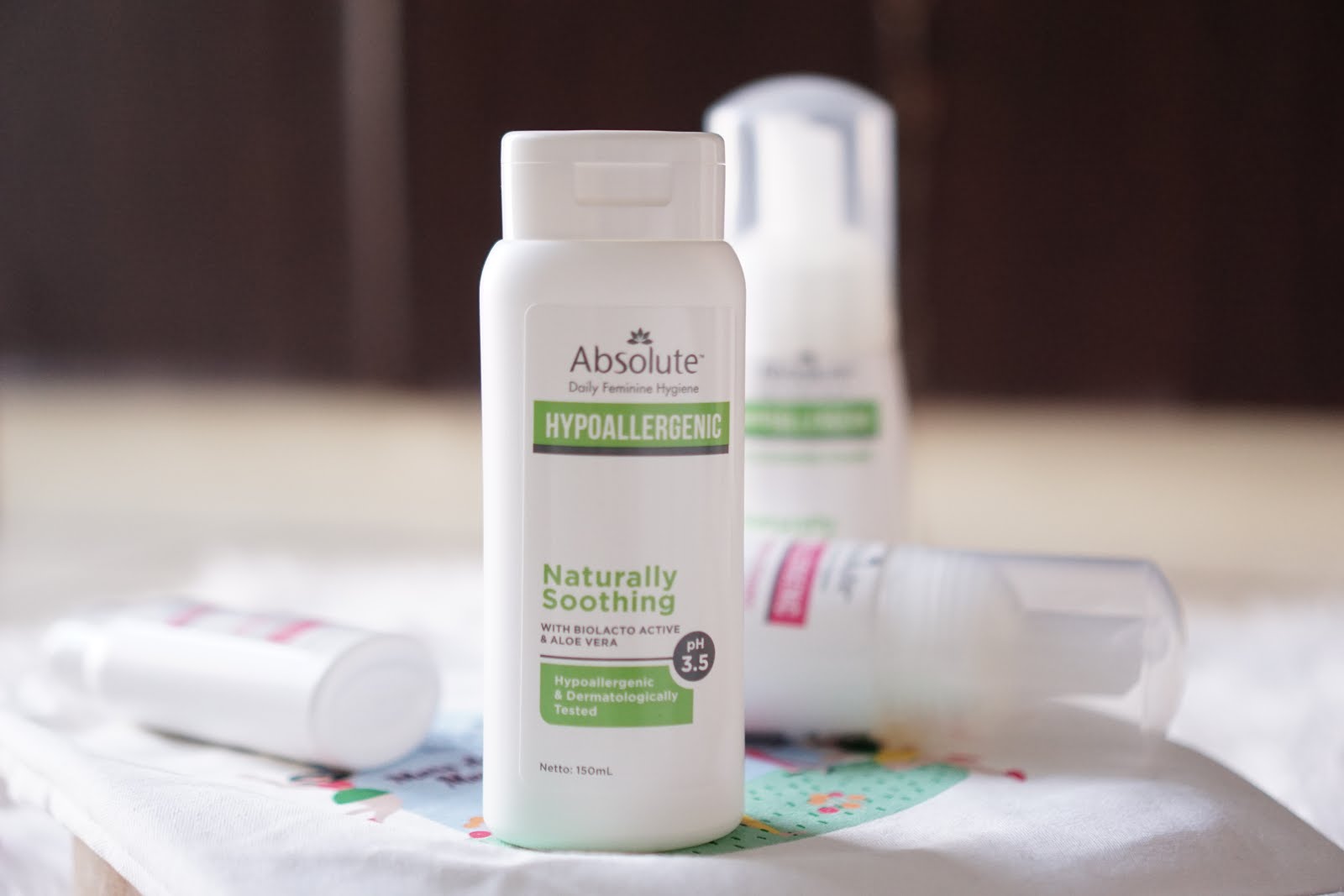 Absolute feminine hygiene Stevie Wong