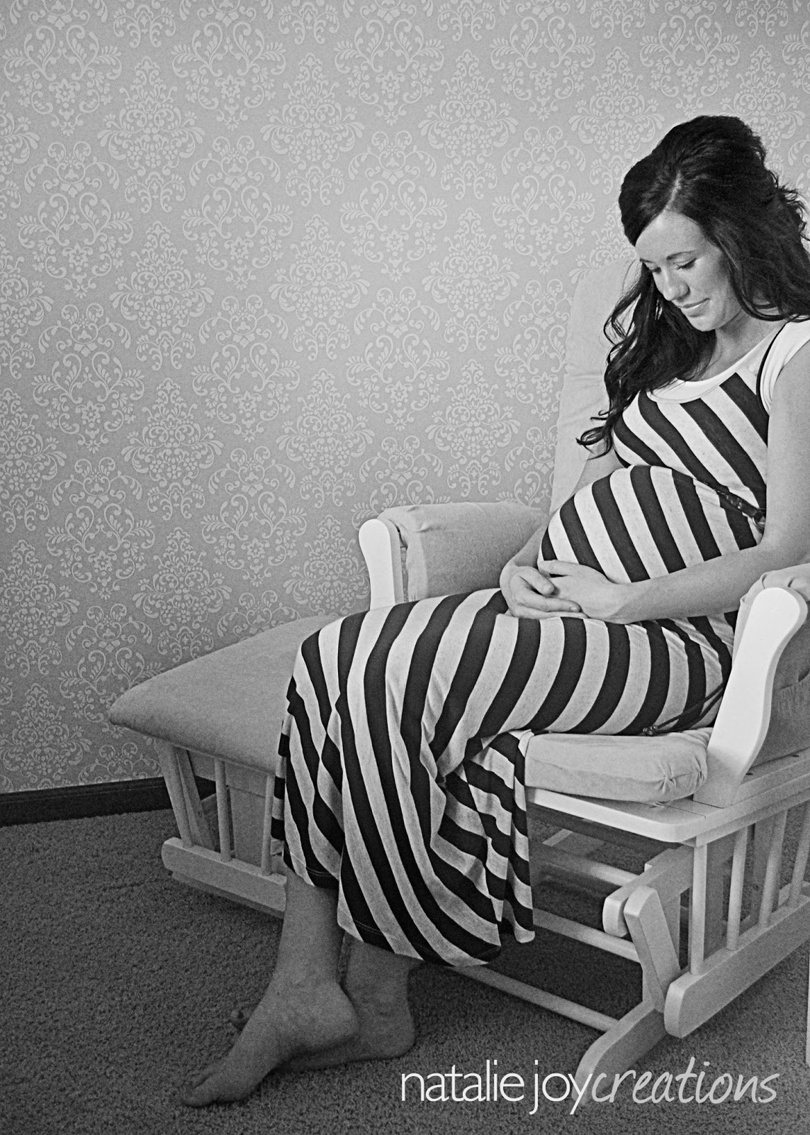 natalie joy creations Expecting Baby June Maternity Photography