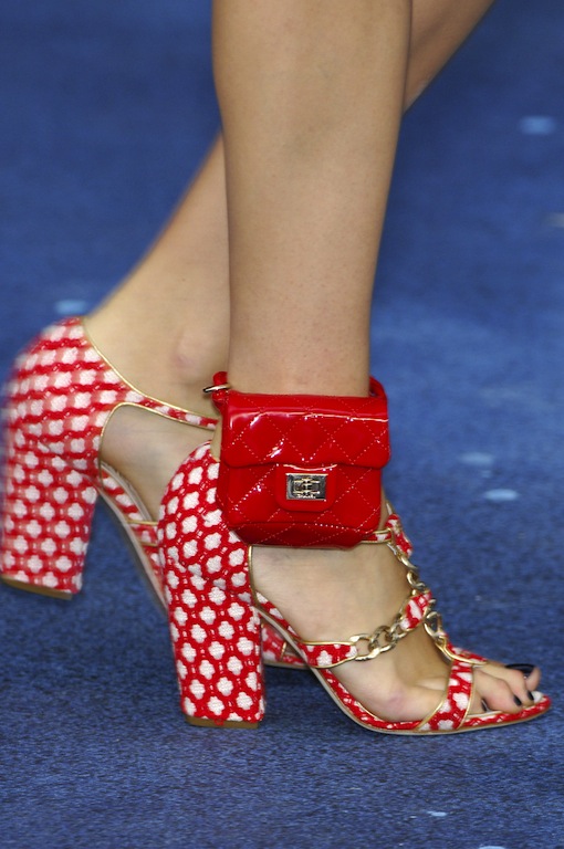 The Terrier and Lobster: Chanel Spring 2008 Lindsay Lohan-Inspired