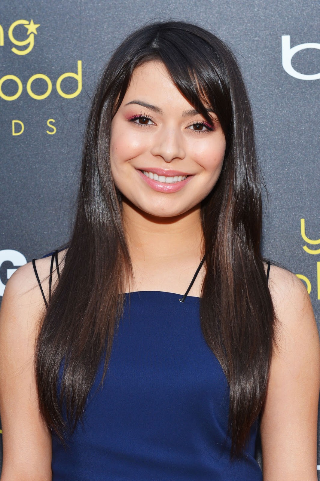 Miranda Cosgrove Hairstyles: Teenage Girls Hairstyle Ideas ~ Review