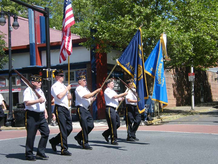 The Easton Eccentric Easton Remembers Fallen Soldiers on Memorial Day