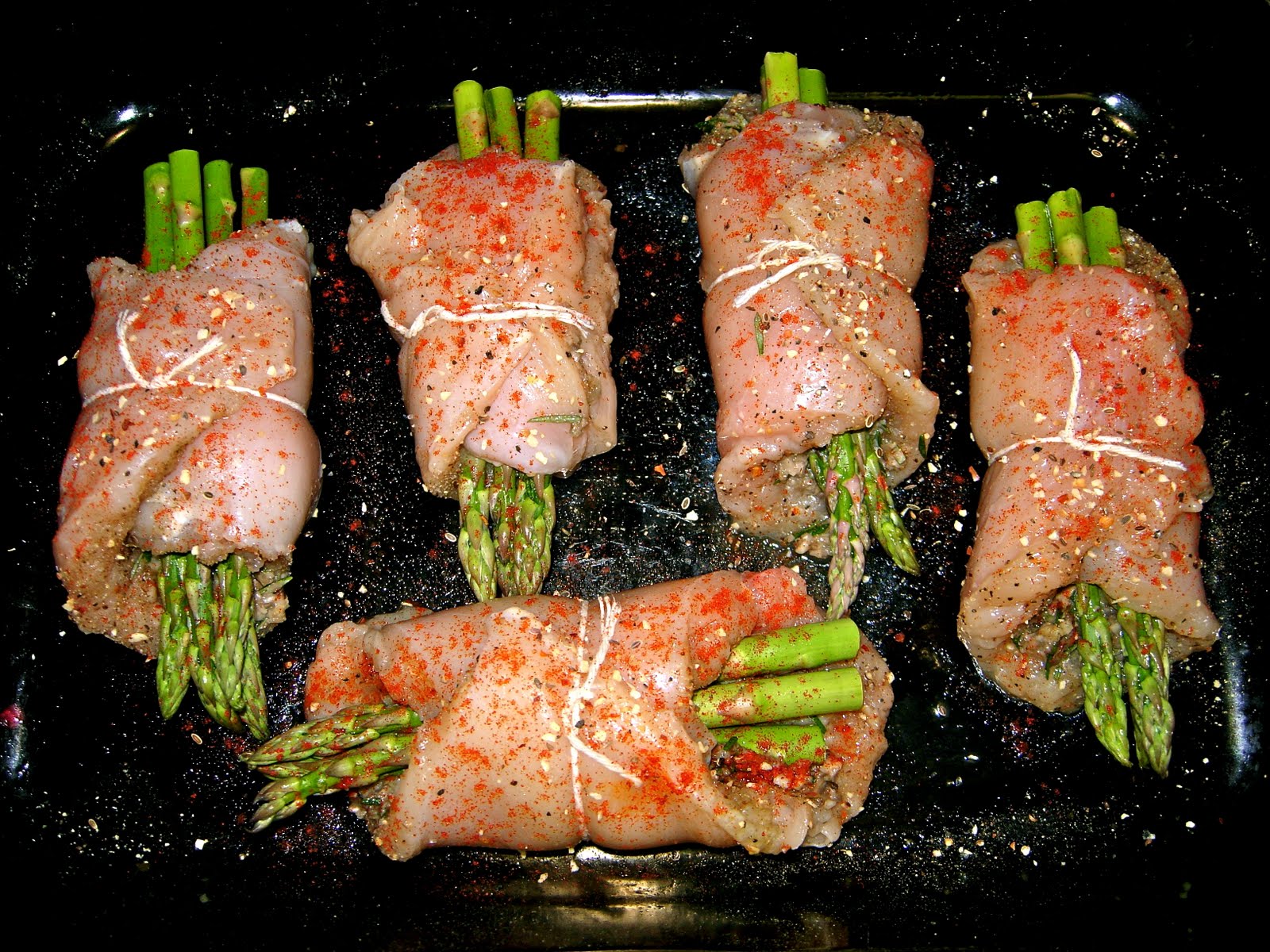 CFSCC presents EAT THIS! ChickenWrapped Asparagus