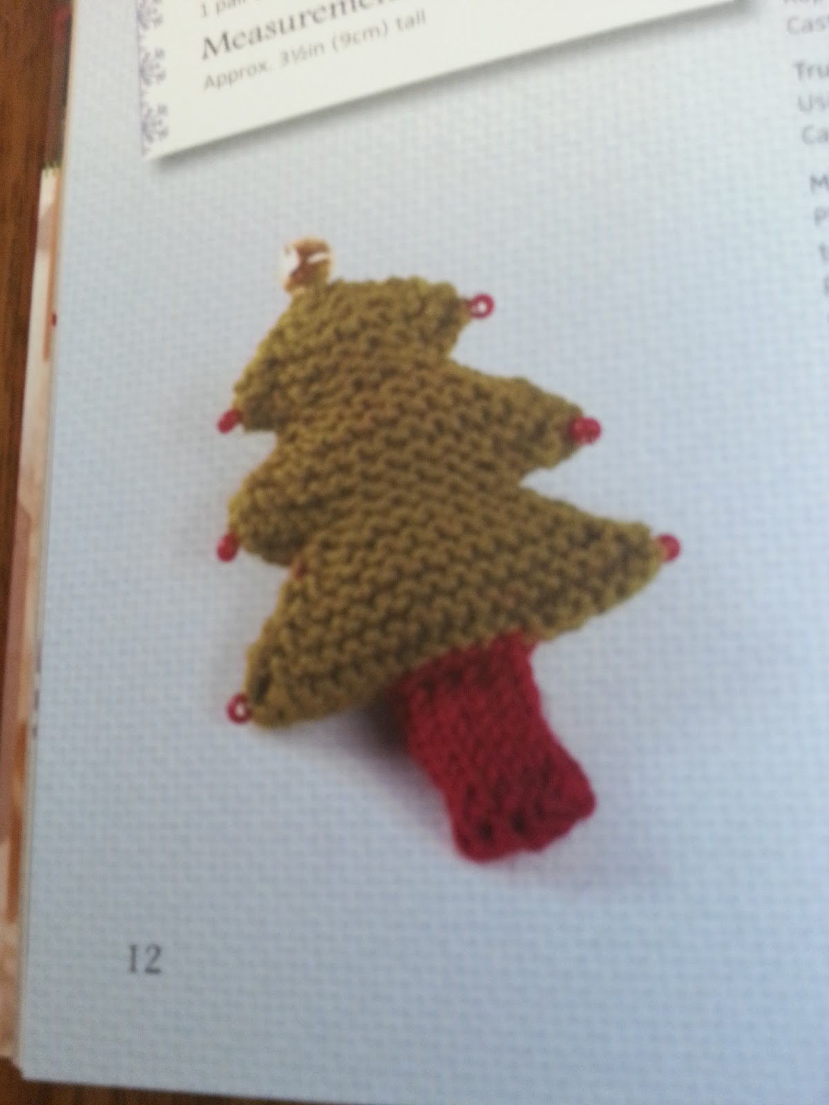Little Christmas Decorations to Knit & Crochet Book Review Crochet