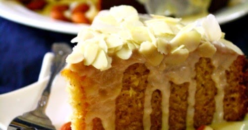 Holiday Almond Cake | Easy Recipes Blog