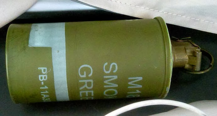 Smoke Grenade (IAD) Smoke Grenade (IAD)