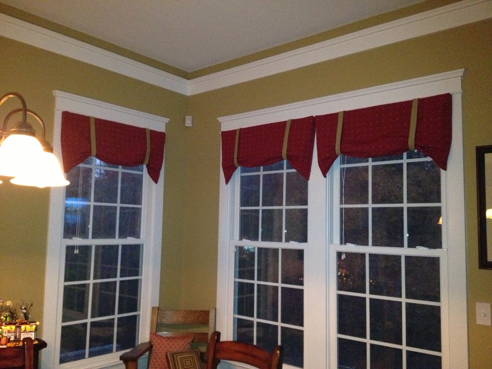 The Southern Stitcher Simple Curtain Toppers