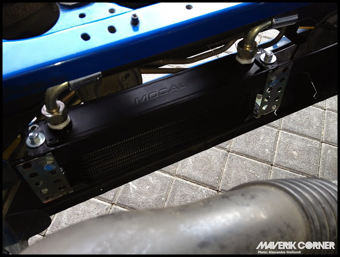 [Immagine: MX5_Oil_Cooler_Relocation_Filter_NA_03.jpg]